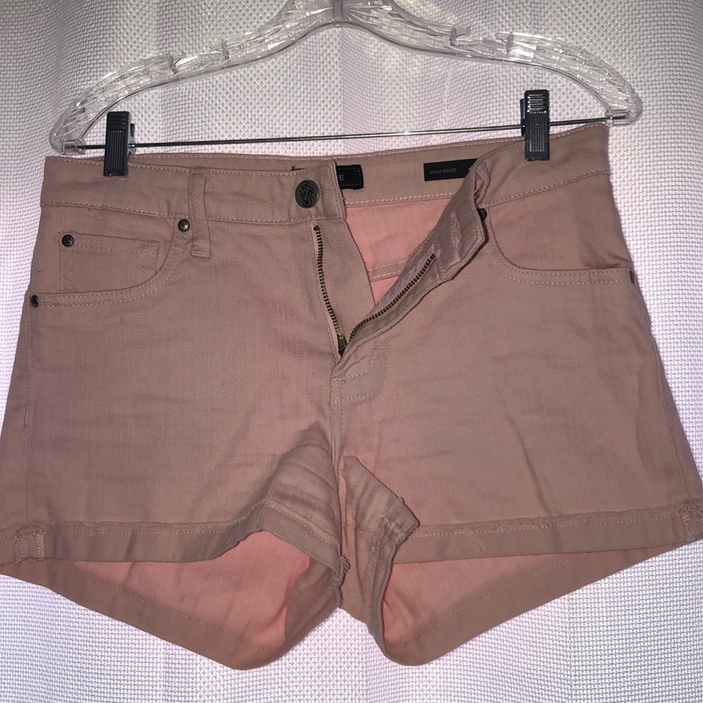 STS Highwaisted Pink Shorts